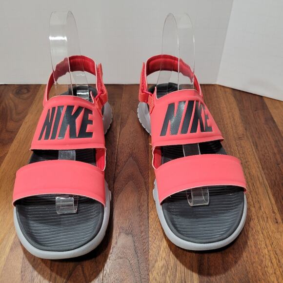 Woman's Nike Tanjun Sport Neoprene Upper Sandal Hook & Loop Ankle Strap Size 6 - Picture 2 of 9